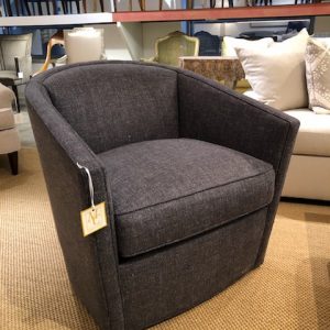 swivel lounge chair
